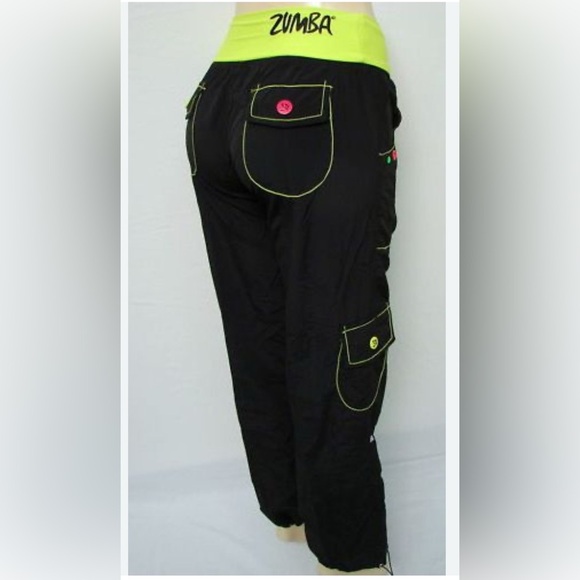 ZUMBA SAMBA CARGO PANTS  Women Size S Black Green Pocket Exercise Dance - Picture 1 of 7